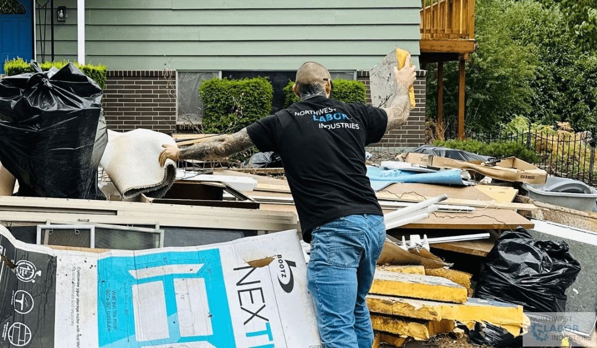 Why Choose Northwest Labor Industries for Junk Hauling in Seattle?