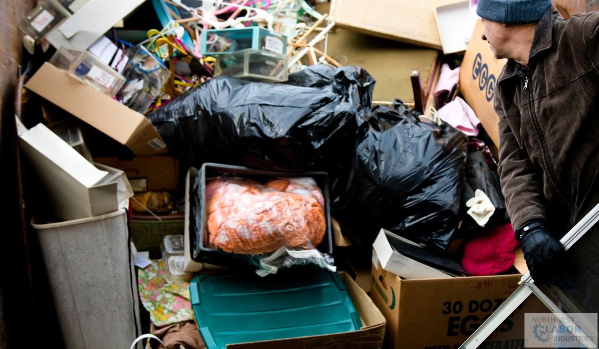 Why Real Estate Agents Need Junk Removal in Seattle, WA